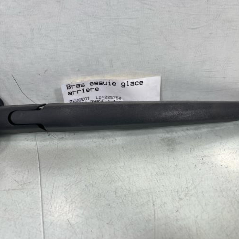 Bras essuie glace arriere PEUGEOT 3008 1 Photo n°1