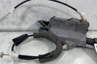 Serrure avant gauche PEUGEOT 3008 1