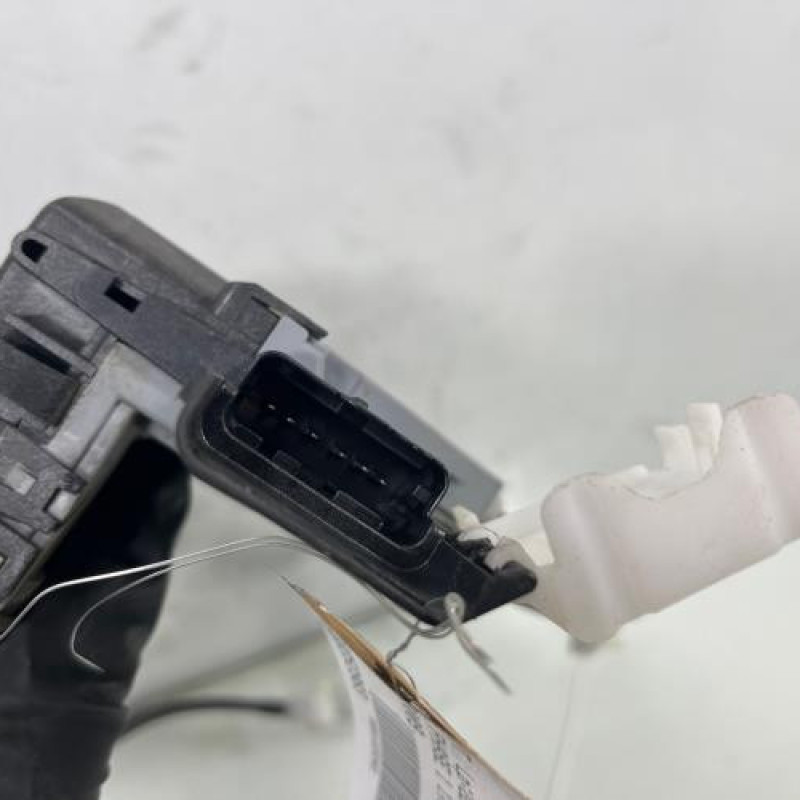 Serrure avant gauche PEUGEOT 3008 1 Photo n°5