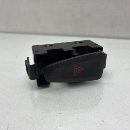 Bouton de warning DACIA LOGAN 2 Photo n°1