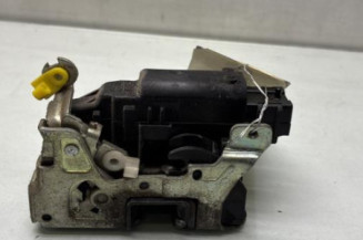 Serrure avant gauche RENAULT MASTER 2