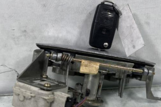 Bouton de coffre VOLKSWAGEN POLO 4