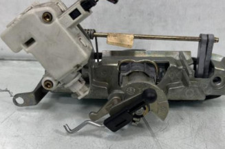 Bouton de coffre VOLKSWAGEN POLO 4