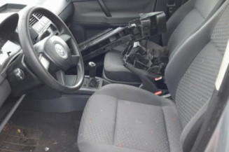 Bouton de coffre VOLKSWAGEN POLO 4