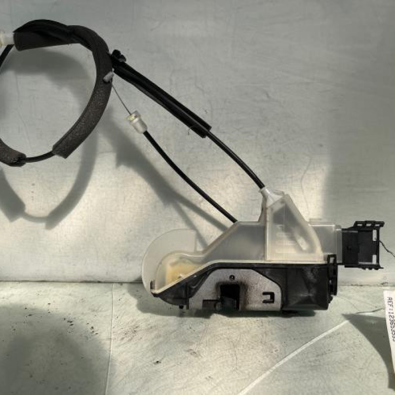 Serrure avant gauche DS DS3 Photo n°1