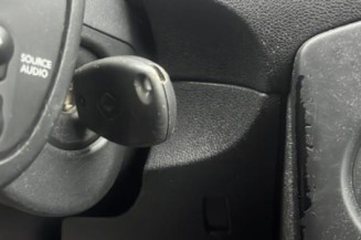Absorbeur de pare choc arriere RENAULT CLIO 3