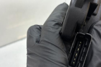 Serrure avant gauche NISSAN JUKE 1