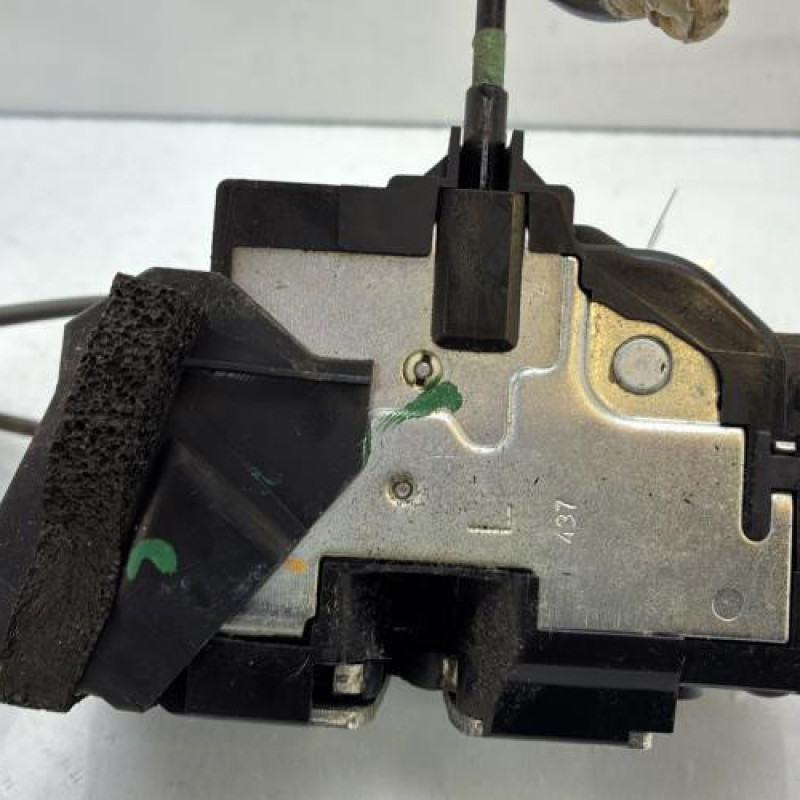 Serrure avant gauche NISSAN JUKE 1 Photo n°7