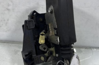 Serrure avant gauche DACIA SANDERO 1