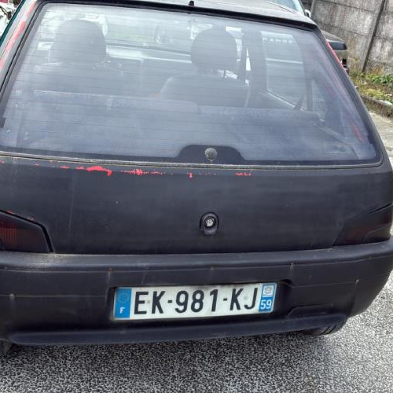 Serrure avant gauche PEUGEOT 106 Photo n°8