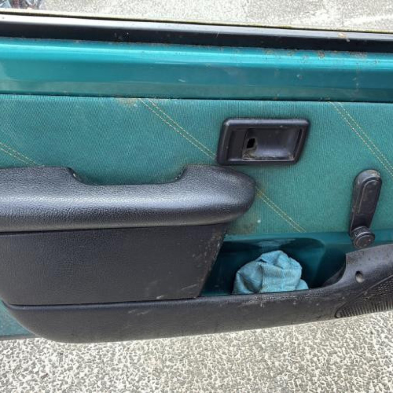 Serrure avant gauche PEUGEOT 106 Photo n°17