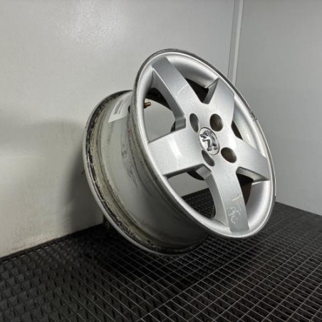 Jante PEUGEOT 207 Photo n°1