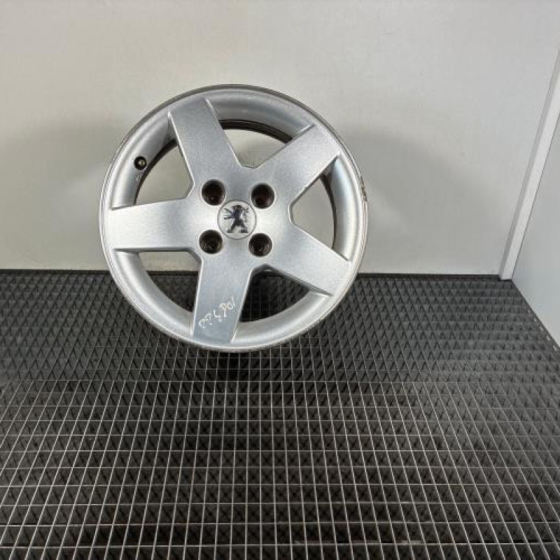 Jante PEUGEOT 207 Photo n°2