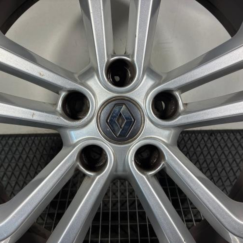 Jante RENAULT GRAND SCENIC 4 Photo n°4