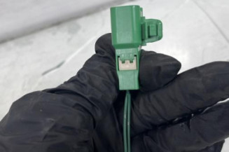 Bouton de coffre SUZUKI SWIFT 4