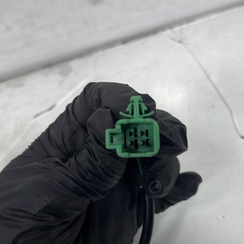 Bouton de coffre SUZUKI SWIFT 4 Photo n°5