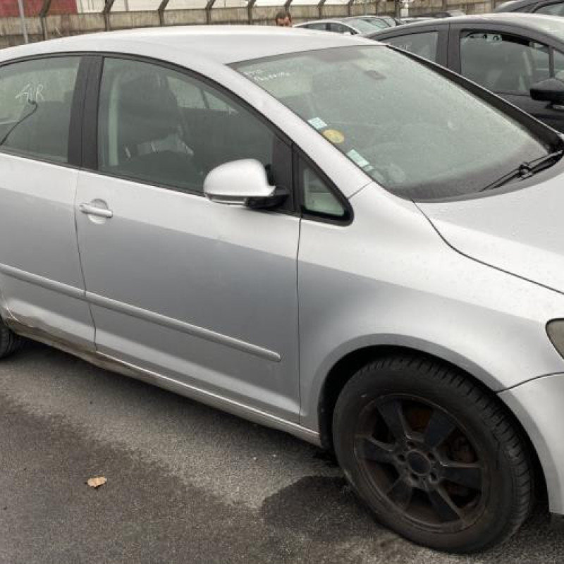 Bouchon de carburant VOLKSWAGEN GOLF PLUS Photo n°10