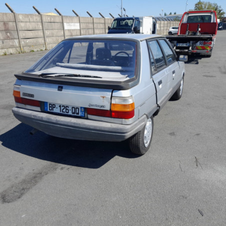 RENAULT R11 1.4 - 8V