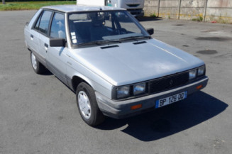 RENAULT R11 1.4 - 8V