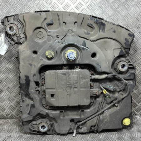 Reservoir AdBlue PEUGEOT 208 1 Photo n°1