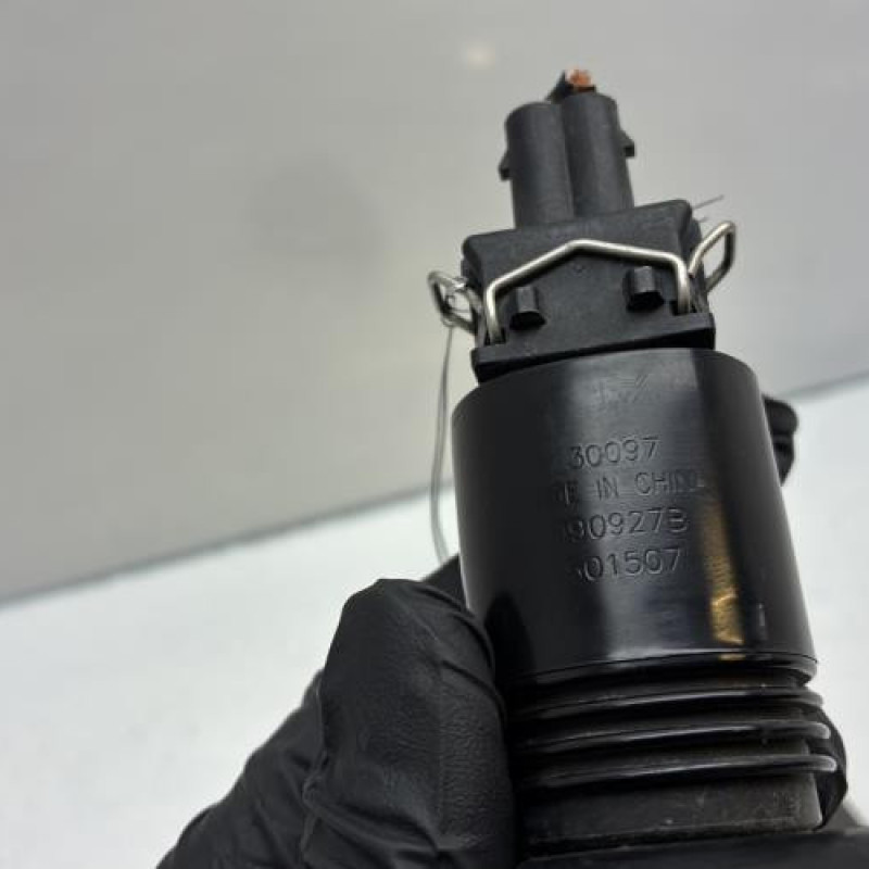 Pompe lave glace avant NISSAN NOTE 1 Photo n°3