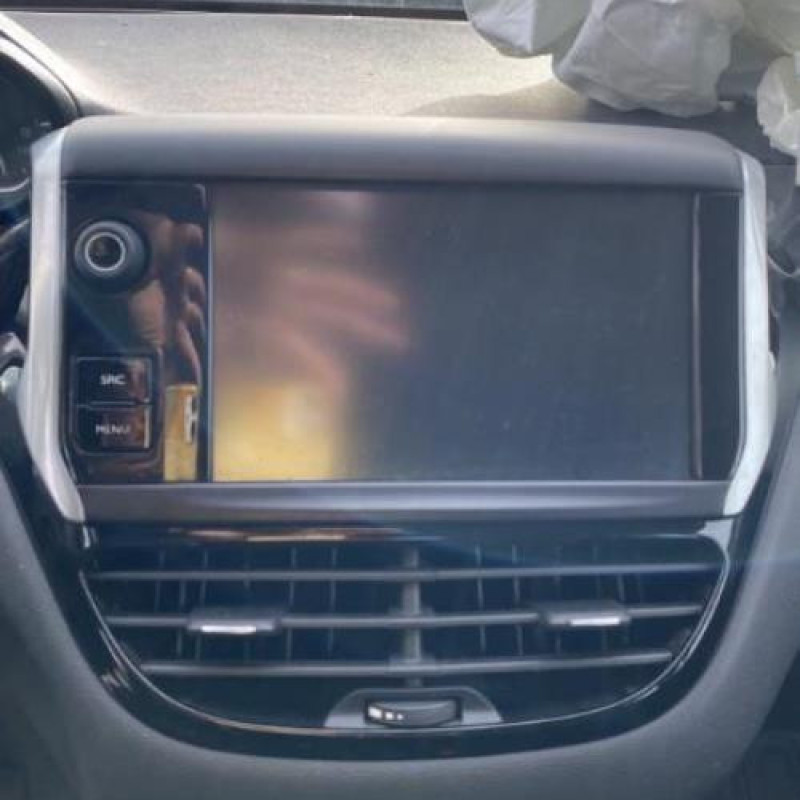 Reservoir AdBlue PEUGEOT 208 1 Photo n°12