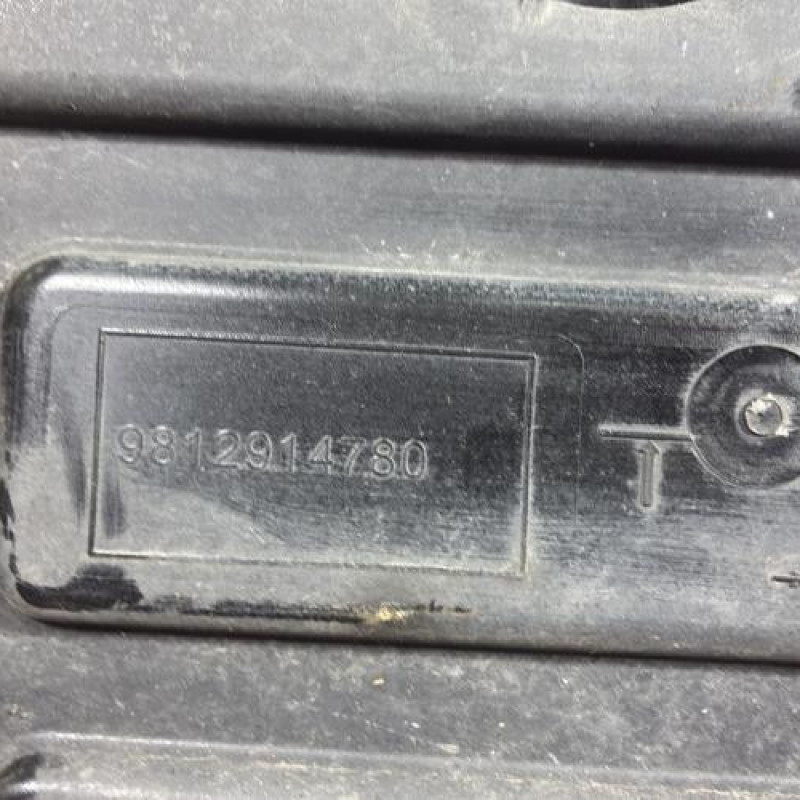 Reservoir AdBlue CITROEN C3 2 Photo n°3