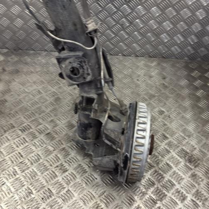 Essieu arriere RENAULT TWINGO 3 Photo n°3