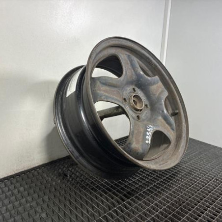 Jante RENAULT CLIO 4 Photo n°1