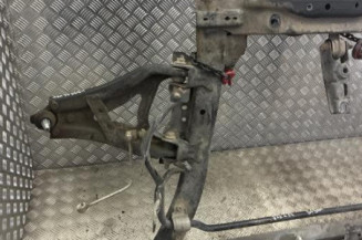 Berceau avant DACIA DUSTER 2