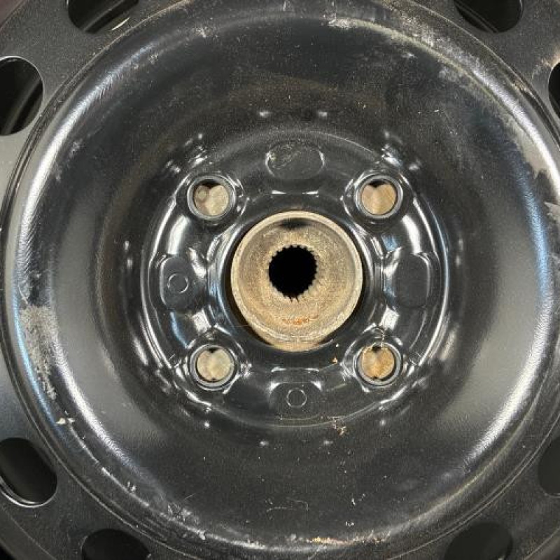 Roue RENAULT CLIO 2 Photo n°4