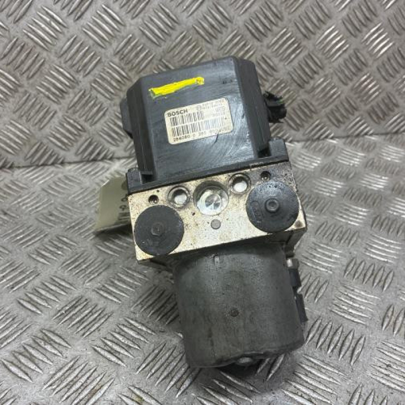 Bloc ABS (freins anti-blocage) AUDI A6 2 Photo n°1