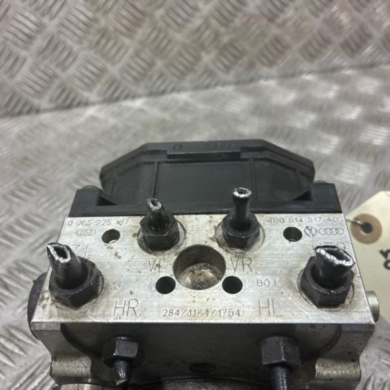 Bloc ABS (freins anti-blocage) AUDI A6 2 Photo n°3