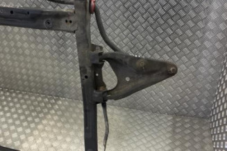 Berceau avant DACIA SANDERO 1