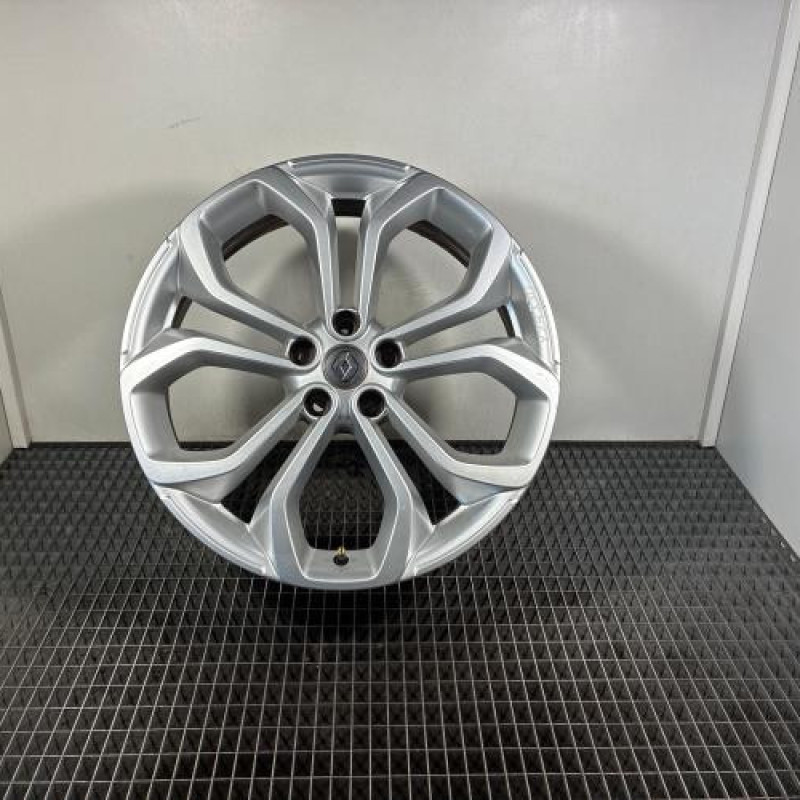 Jante RENAULT GRAND SCENIC 4 Photo n°1
