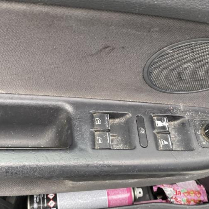 Bloc ABS (freins anti-blocage) VOLKSWAGEN GOLF PLUS Photo n°14