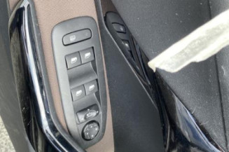 Plage arriere PEUGEOT 2008 1