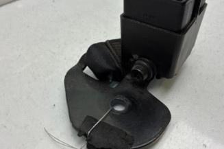 Attache ceinture arriere droit RENAULT CLIO 2 CAMPUS