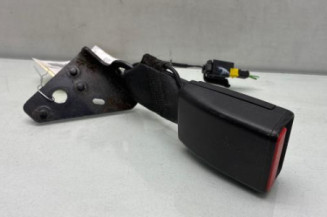 Attache ceinture arriere gauche CITROEN C3 3 Photo n°1