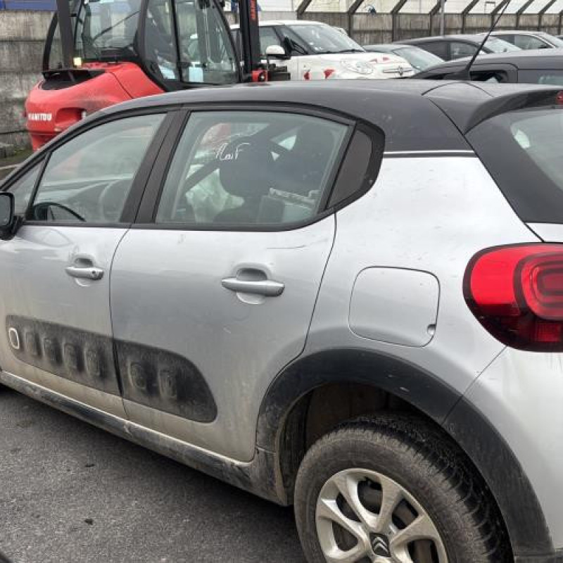 Attache ceinture arriere gauche CITROEN C3 3 Photo n°11