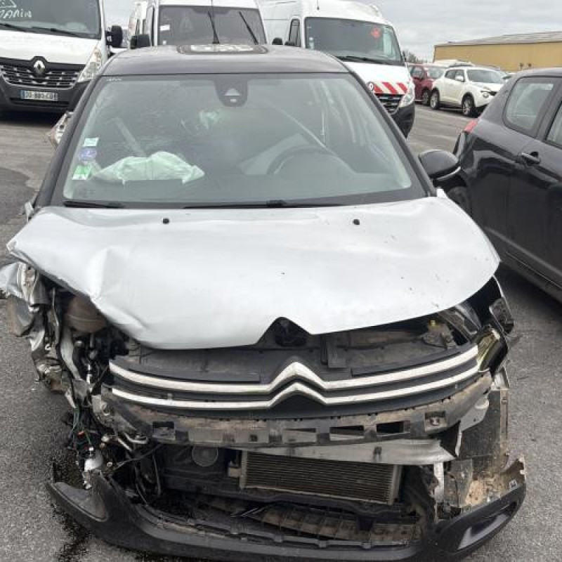 Attache ceinture arriere gauche CITROEN C3 3 Photo n°13