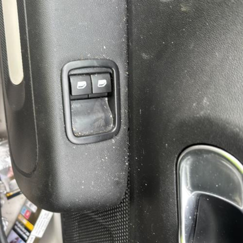 Attache ceinture avant gauche CITROEN C3 3 Photo n°14