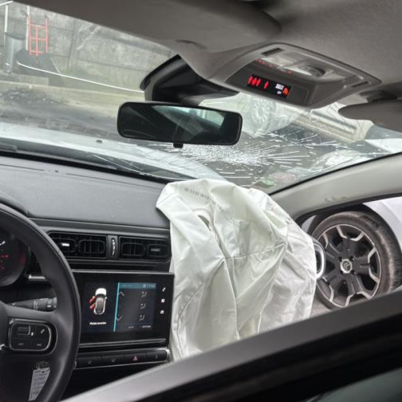 Attache ceinture avant gauche CITROEN C3 3 Photo n°18