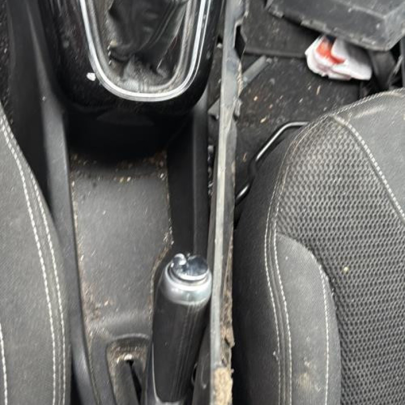 Bouchon de carburant CITROEN DS3 Photo n°18