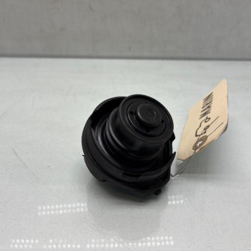 Bouchon de carburant VOLKSWAGEN GOLF 6 Photo n°2