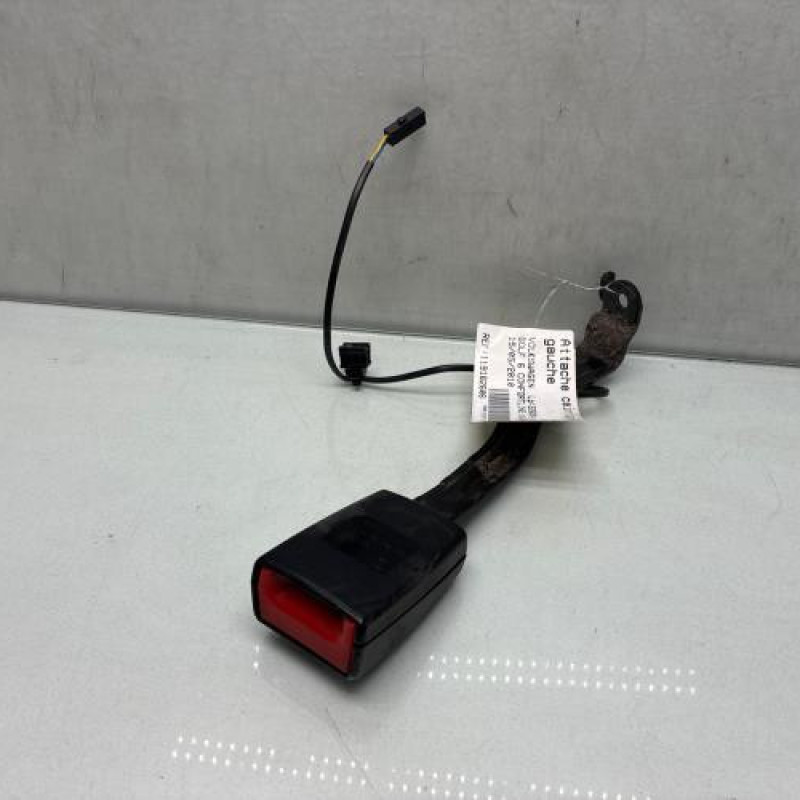 Attache ceinture avant gauche VOLKSWAGEN GOLF 6 Photo n°2