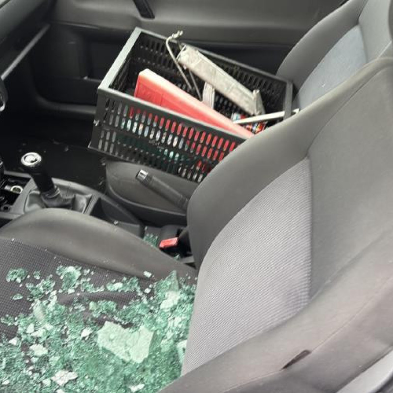 Plage arriere VOLKSWAGEN POLO 4 Photo n°14