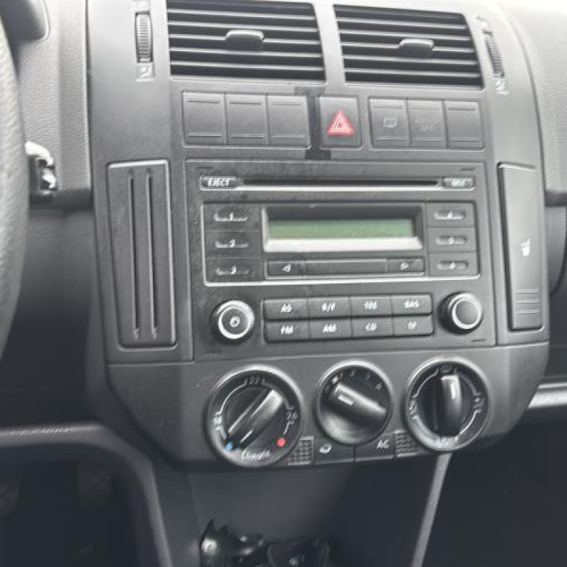 Plage arriere VOLKSWAGEN POLO 4 Photo n°19