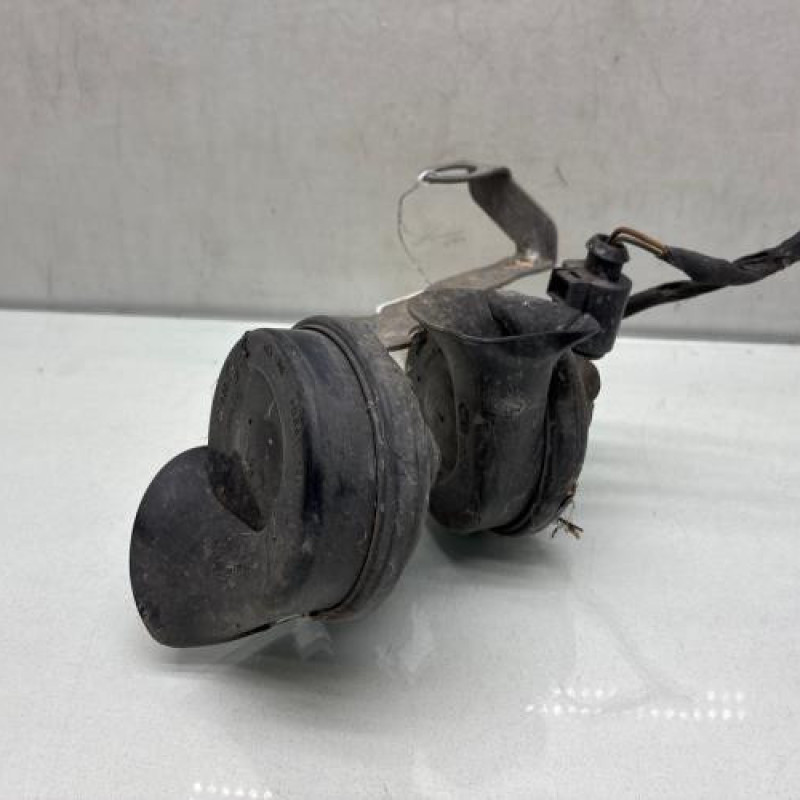 Avertisseur/Klaxon AUDI A3 2 Photo n°1