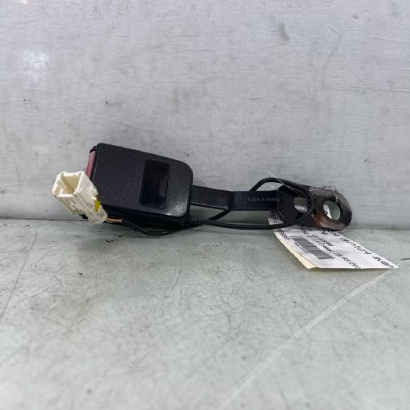 Attache ceinture avant gauche PEUGEOT 207 Photo n°2